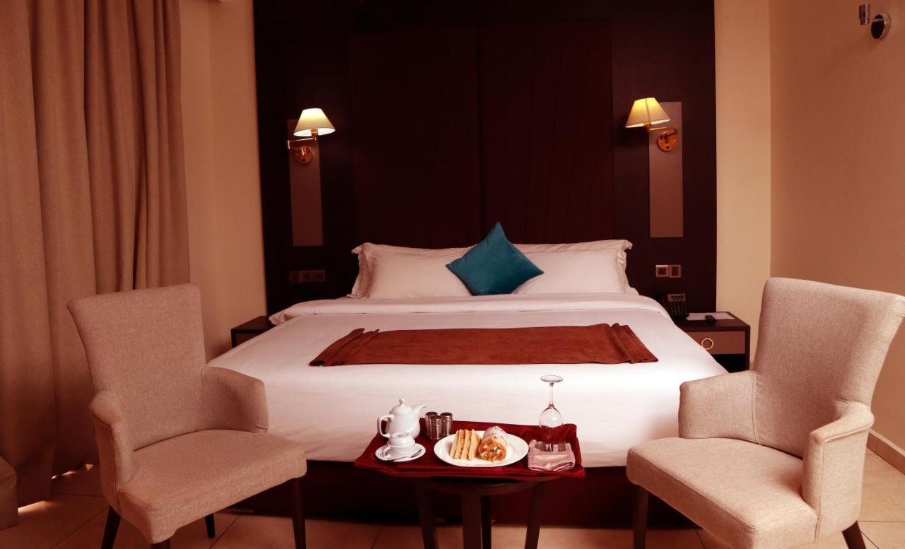Monty Suites Calabar Exteriér fotografie